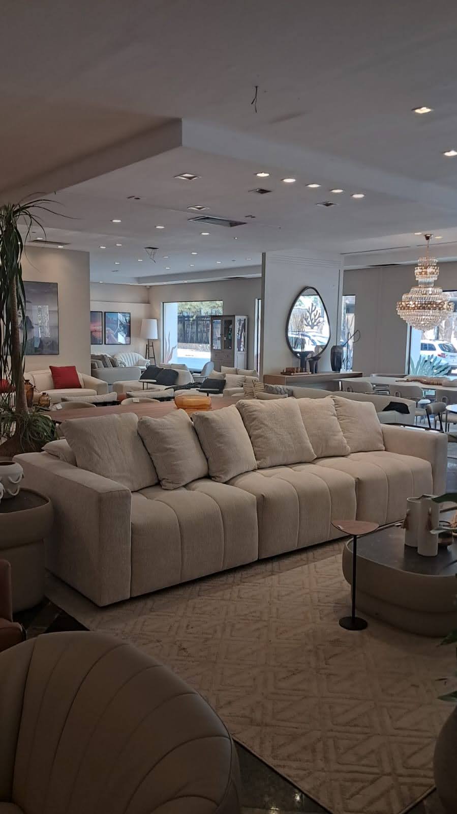 Sofá retrátil e reclinável para ambientes planejados